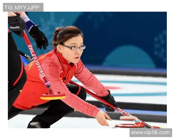 我国冰壶青年组合叶紫萱于森惋惜落败，无缘米兰冬奥会门票
